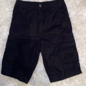 CSG sz 30 black cargo shorts in excellent condition!Back slit pockets.10” inseam